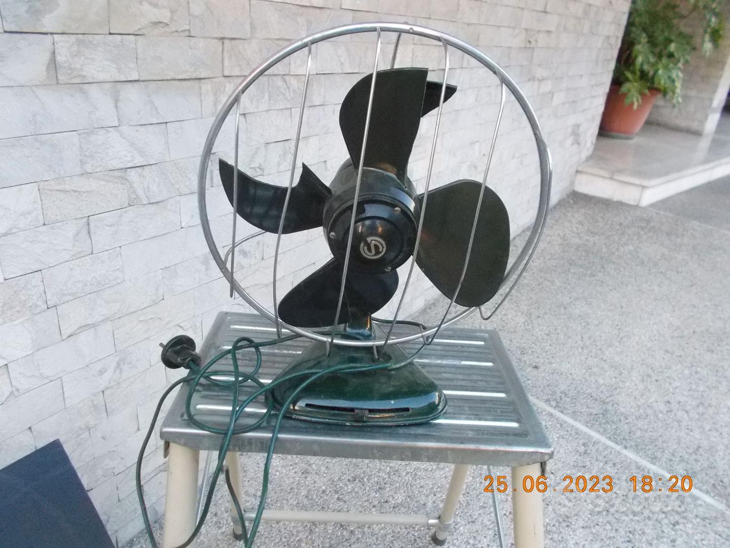 Ventilateur Girmi Vintage Années 1960 - Vert - Tableau Mural 220V - Italie - Super état