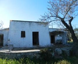 CASOLARE con GRUPPO di LAMIE - OSTUNI