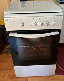 Cucina a gas Beko