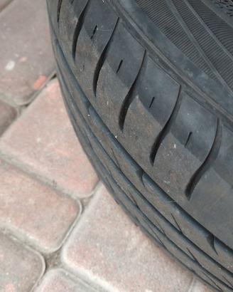 Gomme estive su cerchio