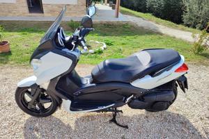YAMAHA X- MAX 250 del 06/2011