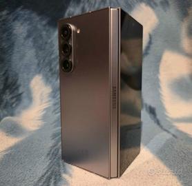 Samsung Galaxy Z Fold 6 Silver Shadow