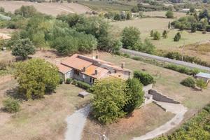 VILLA SINGOLA A ORIOLO ROMANO