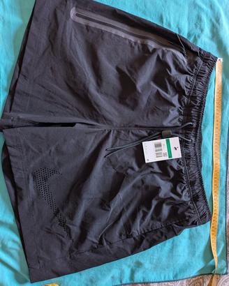 Pantaloncini Nike uomo nuovi 