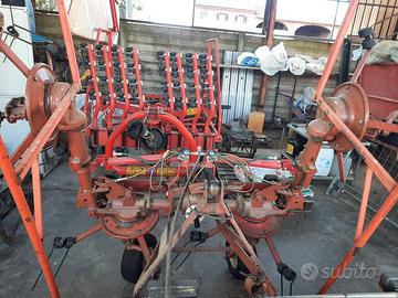 Giroandanatore marca KUHN modello GA 3201 G