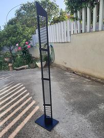 Colonna in metallo porta CD-DVD