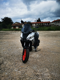 Aprilia SR GT 125 (prezzo trattabile)