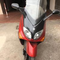 Scooter T-max