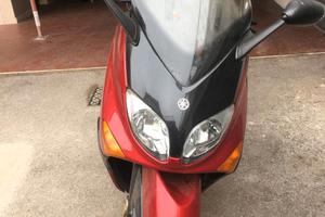 Scooter T-max