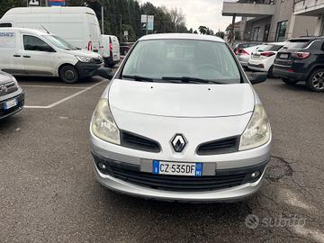 Renault Clio 1.2 16V 5 porte Luxe
