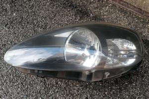 Faro Grande Punto Valeo 