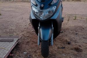 Suzuki Burgman 125