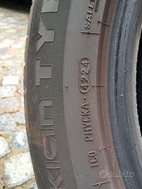 gomme estive nokian 235/55 r18 104v 