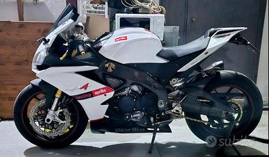 Aprilia rsv4