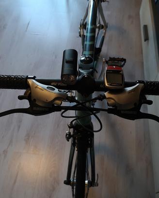 bici bianchi da corsa