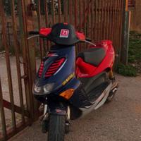 Sr 50 replica valentino rossi