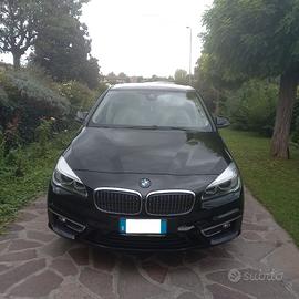 BMW Serie 2 A.T. (F45) - 2015