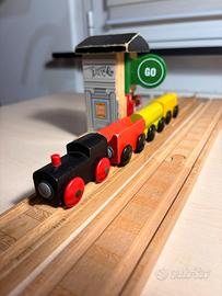 Trenino in Legno Magnetico + 3 Vagoni