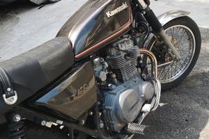 moto Kawasaki Z400