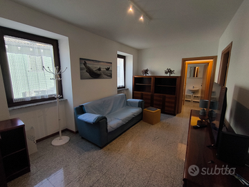 Due stanze in trilocale centro Rovereto