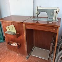 macchina da cucire necchi