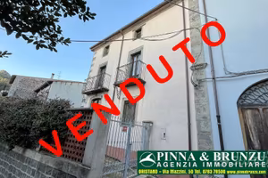 Santulussurgiu - casa storica