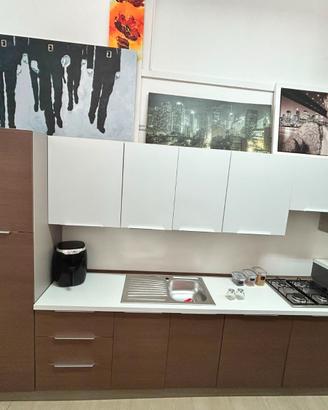 Cucina moderna lineare NUOVA!!