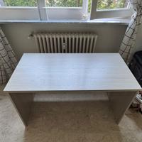 Scrivania 120x60 cm in buone condizioni