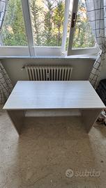 Scrivania 120x60 cm in buone condizioni