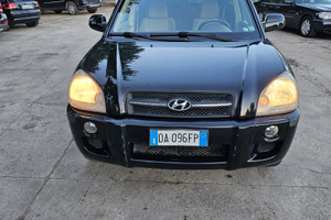 Hyundai Tucson 4x4 gancio traino 2006