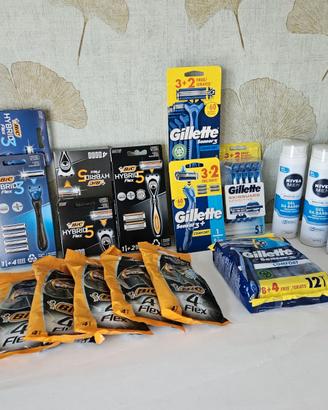 Set rasoi Gillette e Bic, gel da barba Nivea.