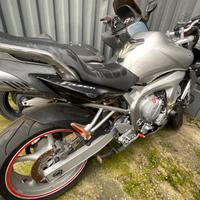 YAMAHA FZ6 FAZER PER RICAMBI
