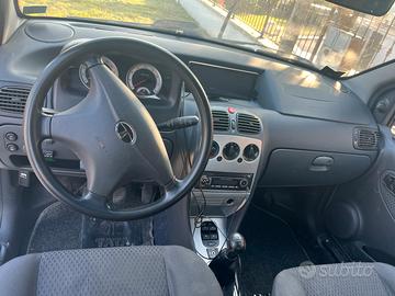 Tata Indica Gpl/benzina