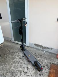 Monopattino Ninebot G30