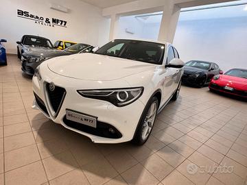 Alfa Romeo Stelvio 2.2 Turbodiesel 210 CV AT8 Q4 T