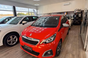 Peugeot 108 VTi 68 5 porte Allure TOP!