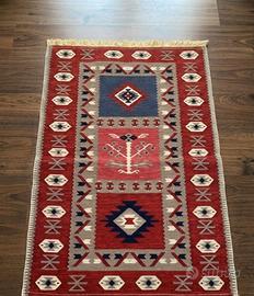Due tappeti kilim 