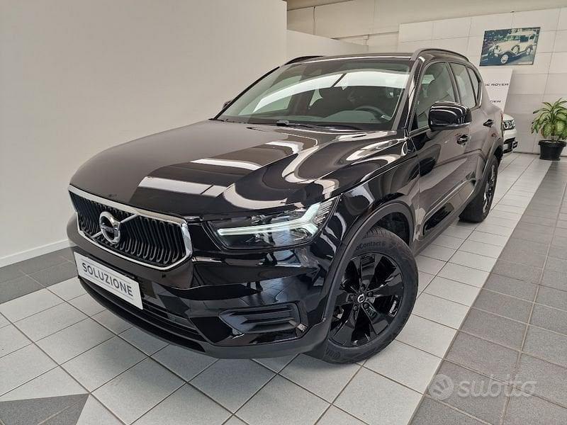Volvo XC40 (2017-->)