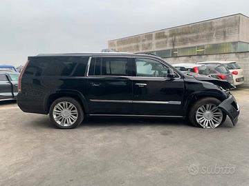 Cadillac Escalade ESV 425cv 2017 benz per ricambi