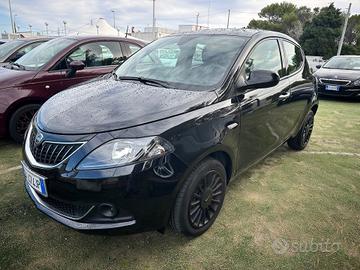 Lancia Ypsilon 1.0 FireFly 5 porte S&S Hybrid Ecoc