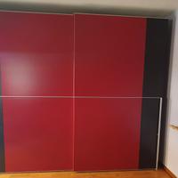 Armadio a due ante con porte scorrevole 