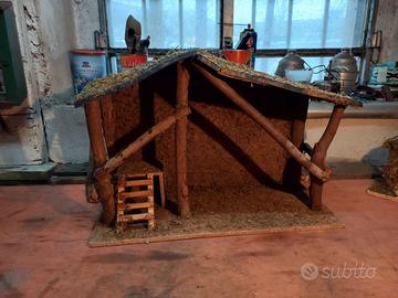 Capanna presepe in legno