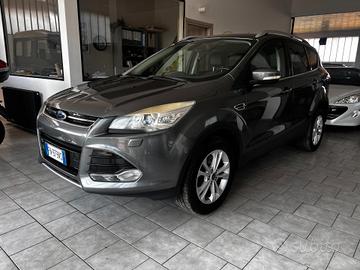 Ford Kuga 2.0 TDCI 163 CV 4WD Powershift Titanium
