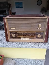 Giradischi con radio d'epoca