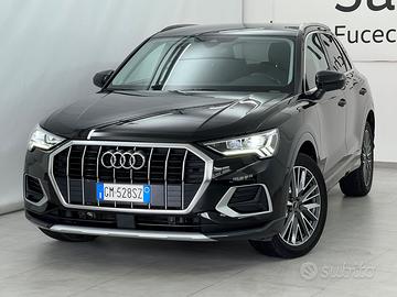 Q3 35 2.0 tdi Business Advanced s-tronic