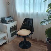 Sedia girevole Tulip originale
