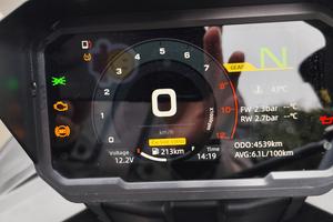 2025 CF MOTO 700MT ADV