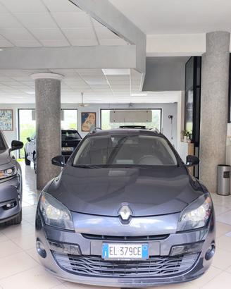 Renault Megane Mégane 1.5 dCi 110CV EDC Attractive