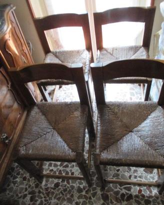 N.4 sedie in legno massello Arte Povera (tot E 20)