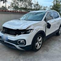 VW T-Cross 1.5 TSI DSG 150CV - 2020 Incidentata